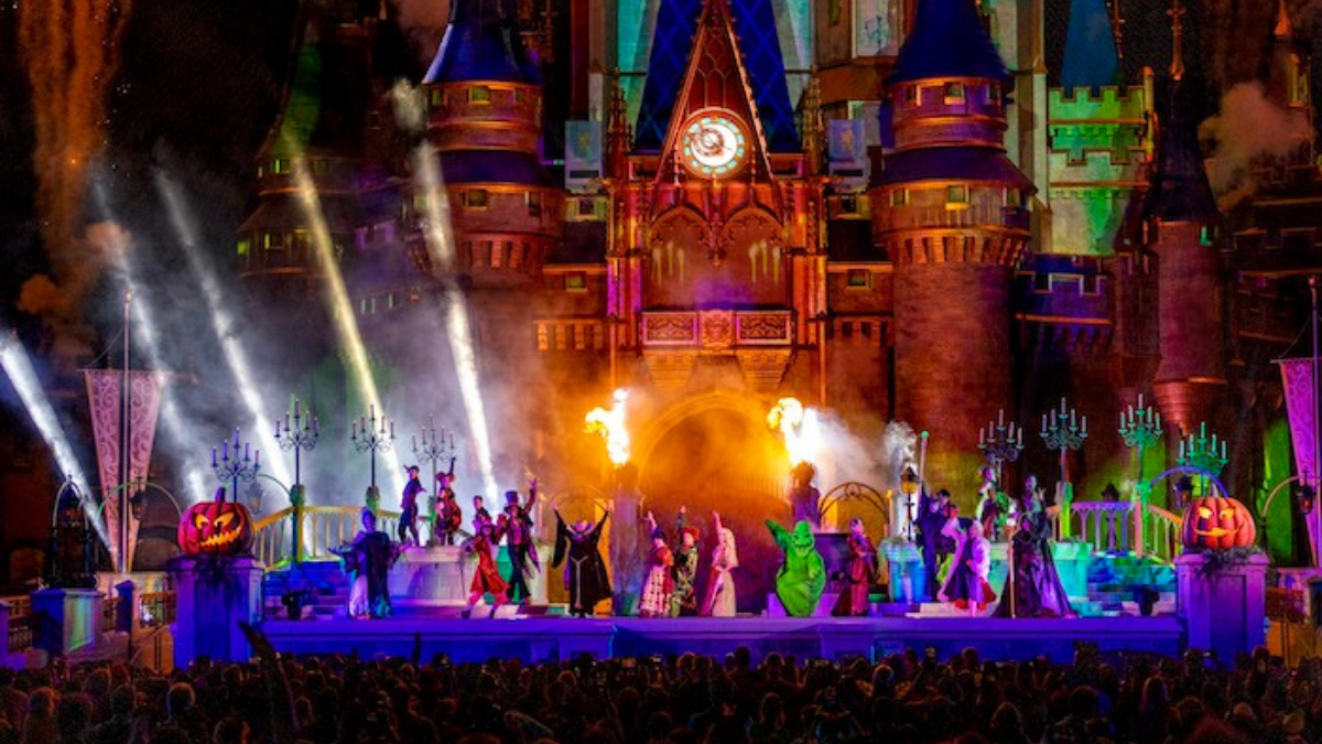 Mickey’s Not-So-Scary Halloween Party 2026 Stage Show.